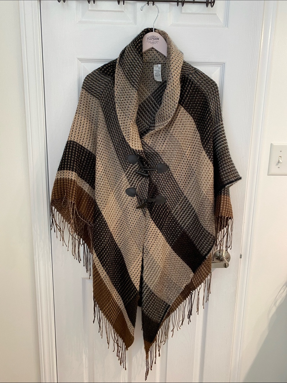 Textured Toggle Poncho in Neutral Plaid